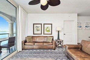 Living Room 1.1