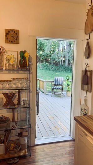 KITCHEN DOOR TO BACK DECK