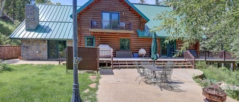 Bear Butte Gulch Lodge -Back view of the cabin .