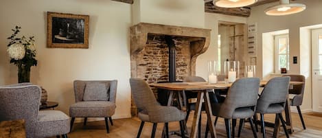 Kitchen and its large table