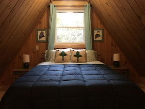Brand new all-natural Brentwood queen-sized bed that is extremely comfortable!