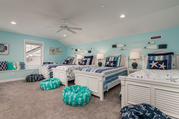 Top Level Bedroom w/4 twins & private bathroom