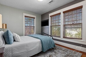 1st Queen bed w Samsung smart tv