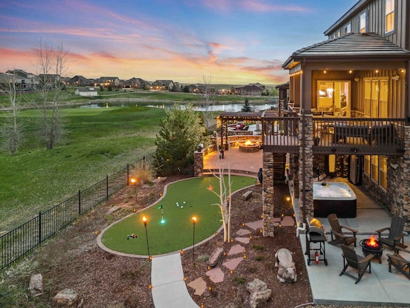Create lasting family memories at our lakefront haven—kids enjoy putt-putt, teens capture gorgeous golf course selfies, and everyone shares s'mores around the fire pit before soaking in the hot tub under starry skies