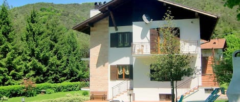 Esterno casa vacanze [estate]