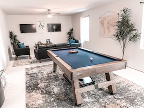Spielezimmer