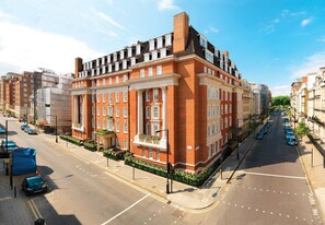 47 PARK STREET - GRAND RESIDENCES BY MARRIOTT