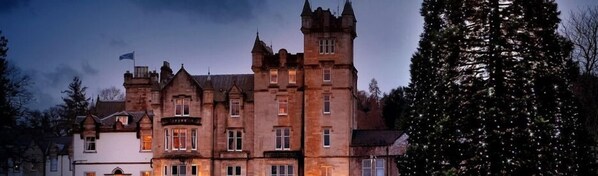 Facade/entrance @Cameron House Self-Catering Lodge by Canmore L&H