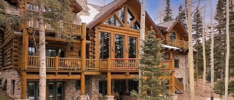 Your dream mountain retreat.