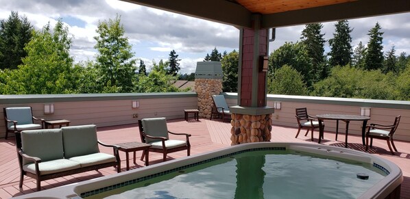 Deck. Pool not operational. 