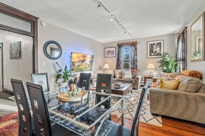 Living Room / Dining Room