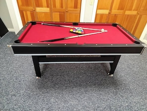Spielezimmer