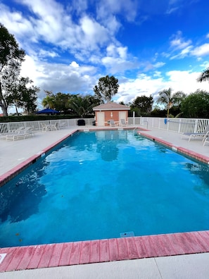 Gated Pool