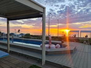 Your very own private beach-front pool!