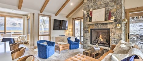 Silverthorne Vacation Rental | 4BR | 3.5BA | 2,500 Sq Ft | Stairs Required
