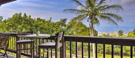 Kailua-Kona Vacation Rental | 2BR | 2BA | 2 Stories | Stairs Required