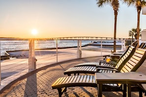 Gorgeous Spaces to Lounge at East Pass