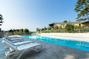 Holiday Home Swimming Pool