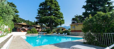 Piscine maison de vacances