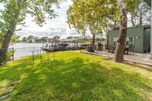 Beautiful Fenced Yard With Lake LBJ Waterfront