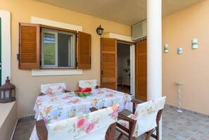 Terrace area and outdoor seating