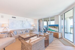 Living Room 1.1