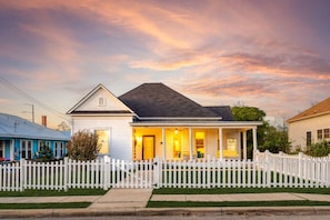 This charming single-level home offers easy living with an open floor plan, spacious rooms, and seamless indoor-outdoor flow. Ideal for families or downsizers.