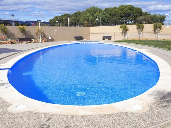 Water, Sky, Property, Cloud, Swimming Pool, Blue, Azure, Rectangle, Body Of Water, Tree