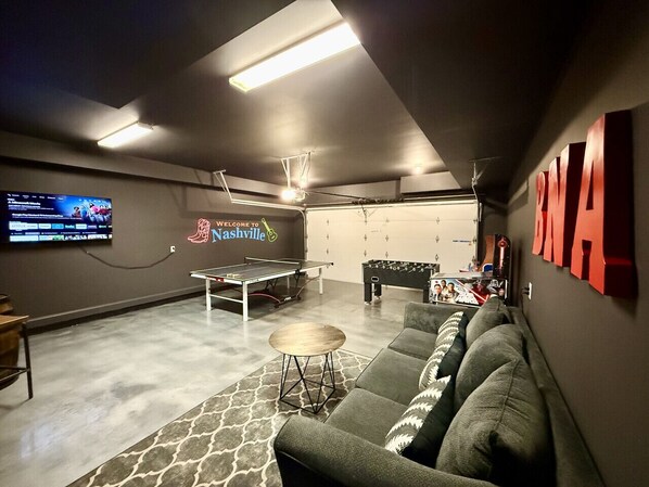 Spielezimmer