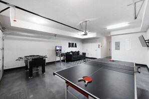 Spielezimmer