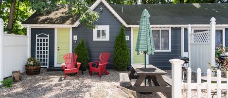 Private Courtyard w/ chimenea