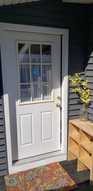 Private Entrance