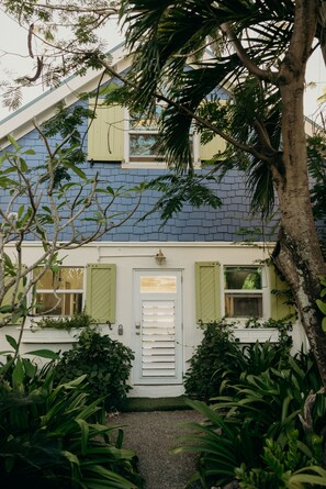 street side front entrance