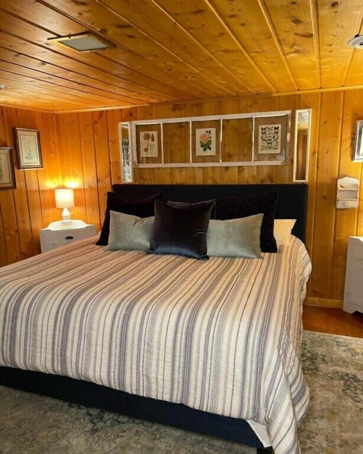 Charming cabin on a private lake – ALL SEASONS