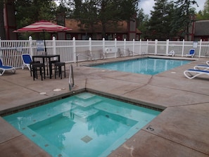 Heat pool (seasonal access) and hot tub open year-round