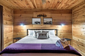 Main level King Suite