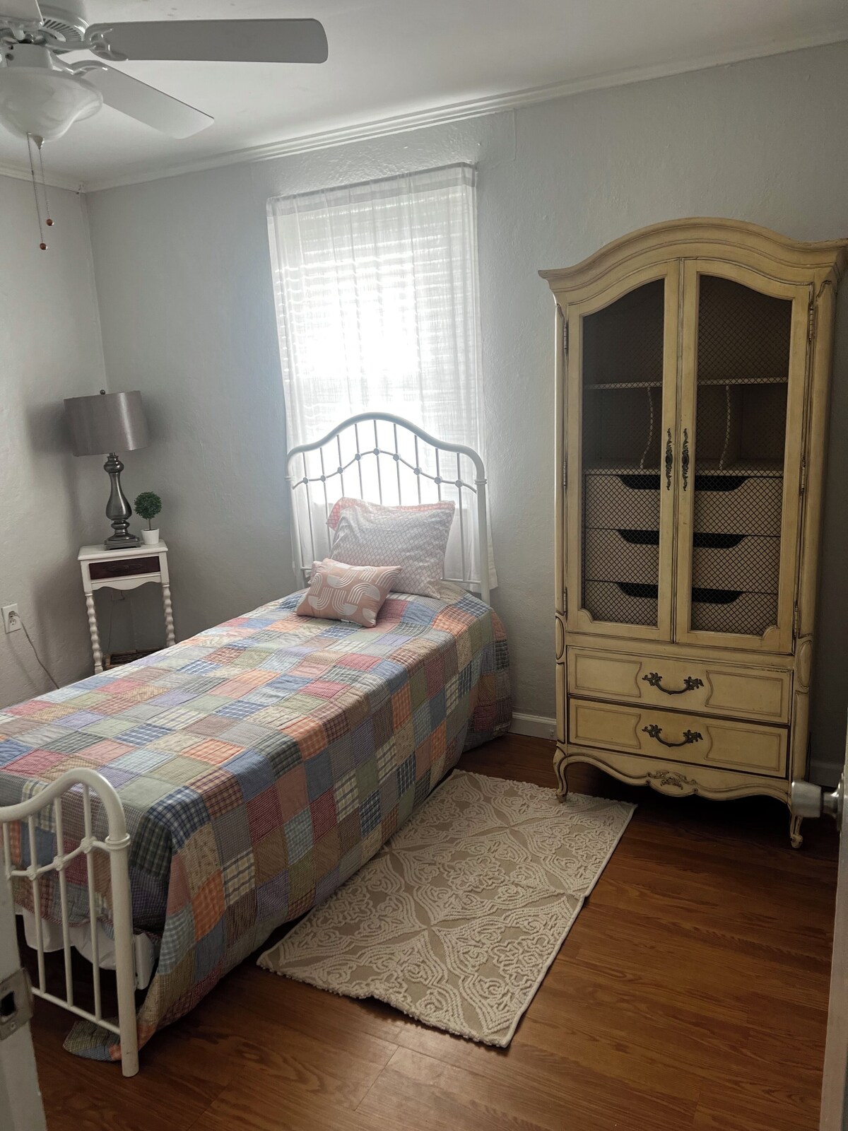 Corporate or Travel Nursing Housing in Quiet neighborhood