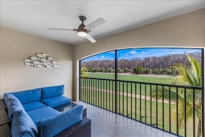 Spectacular Rear Lanai Views of the Golf Course & Preserve