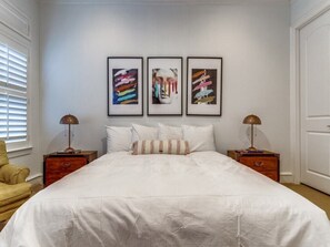 Master King Bed always with 100% Cotton Sheets 