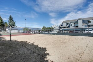Community Beach Volley Ball
