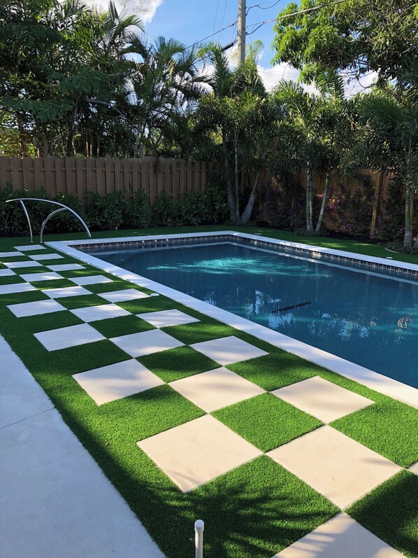 Pool