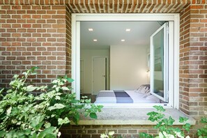 Sleeping area. Bedroom 1