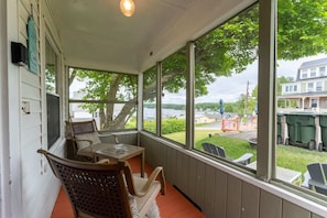 Screened Porch