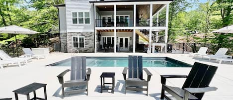 Expansive Pool Deck Overlooking SML