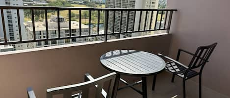 Private Lanai with mountain view