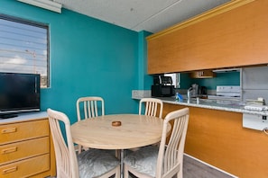 Kitchen and dining table