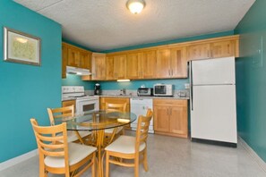 Kitchen and dining table