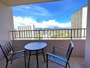 Private lanai with mountain view