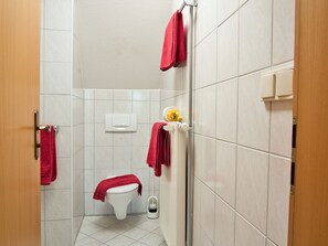 Ferienwohnung "Bacchus" (50qm) mit kostenfreiem WLAN-Bad