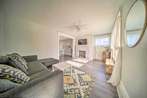 Living Room | Central A/C